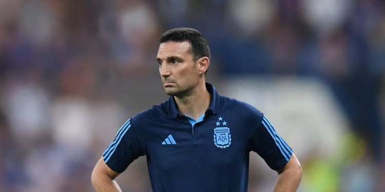 Clamoroso: Scaloni si dimette