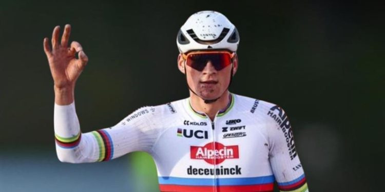 Van Der Poel: domina nella Parigi-Roubaix