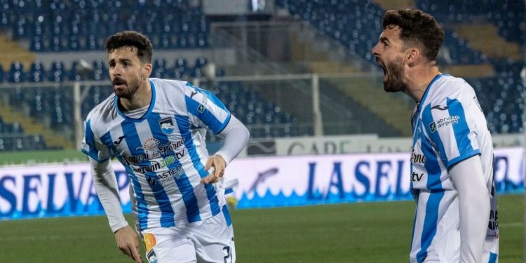 Var protagonista: Pescara e Mantova chiudono sul 2-2