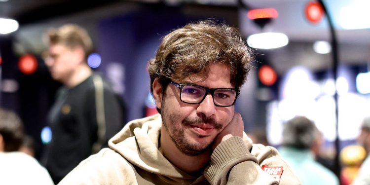 Azzurri protagonisti nel poker mondiale: Eros Calderone vola al Day 3 al WSOP Circuit, Musta Kanit in corsa al Triton di Jeju