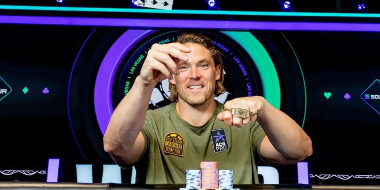WSOP 2026: Foxen cala il poker di bracciali, Sammartino ancora a premio. Isaia sogna nel Deepstack