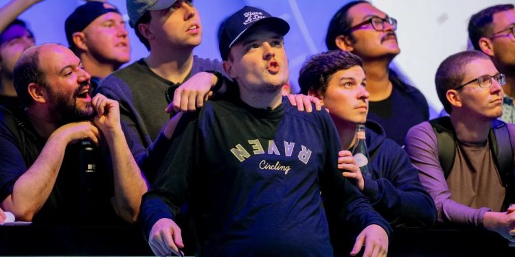 WSOP 2026 Main Event: ecco gli August Nine, Lucas Jumalon domina il final table