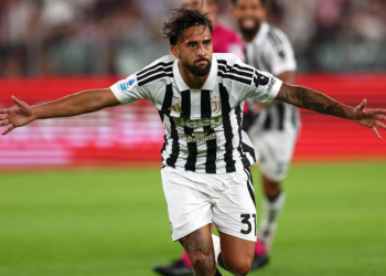 JUVENTUS, ARIA DI RINNOVI